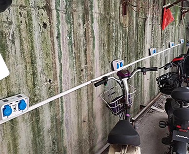 看了电影《孤注一掷》影片后为什么会联想到电单车充电桩